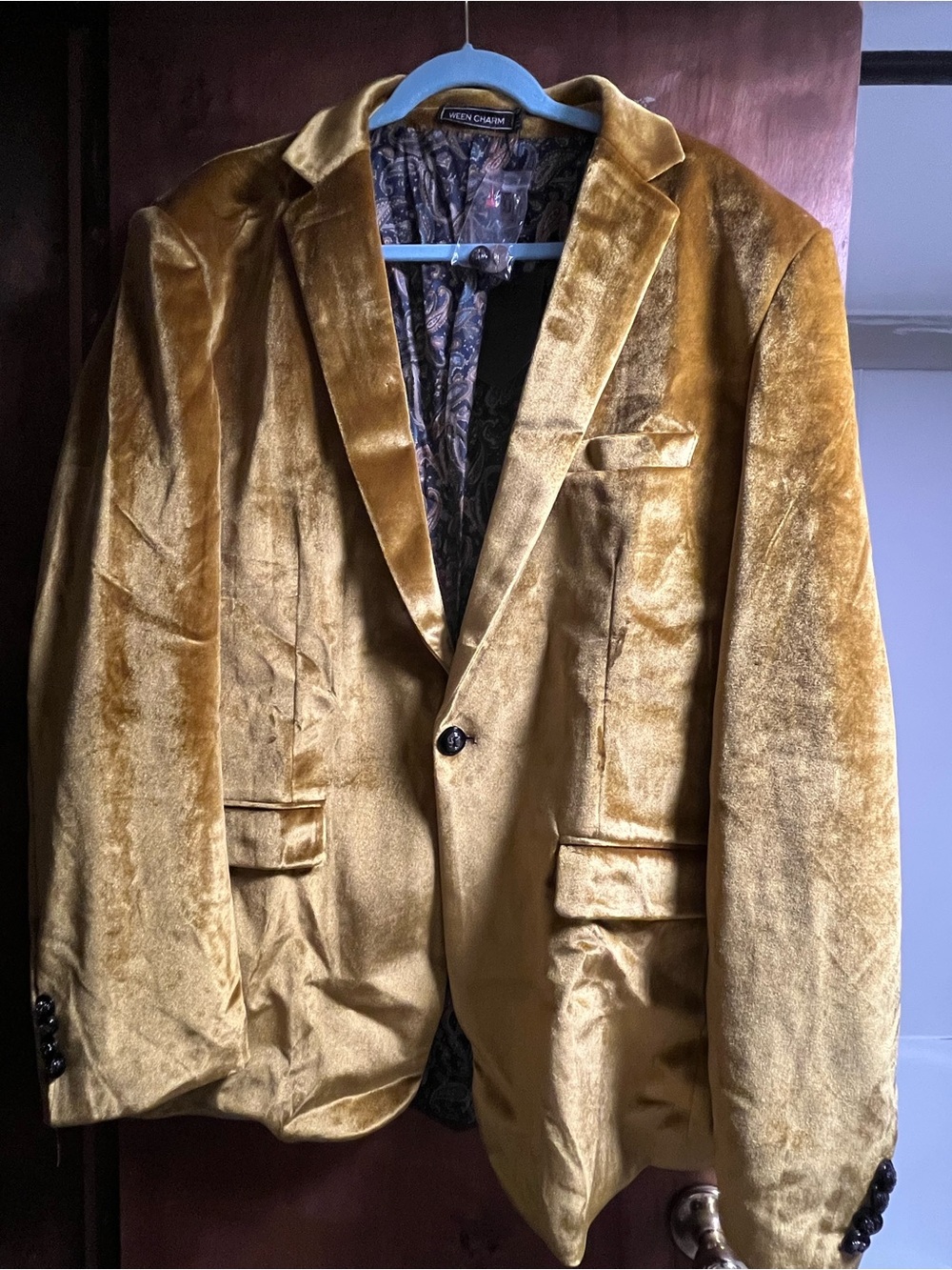Men's Gold Velvet Single-Button Blazer by
